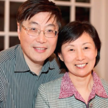 執事會主席江建平執事夫婦